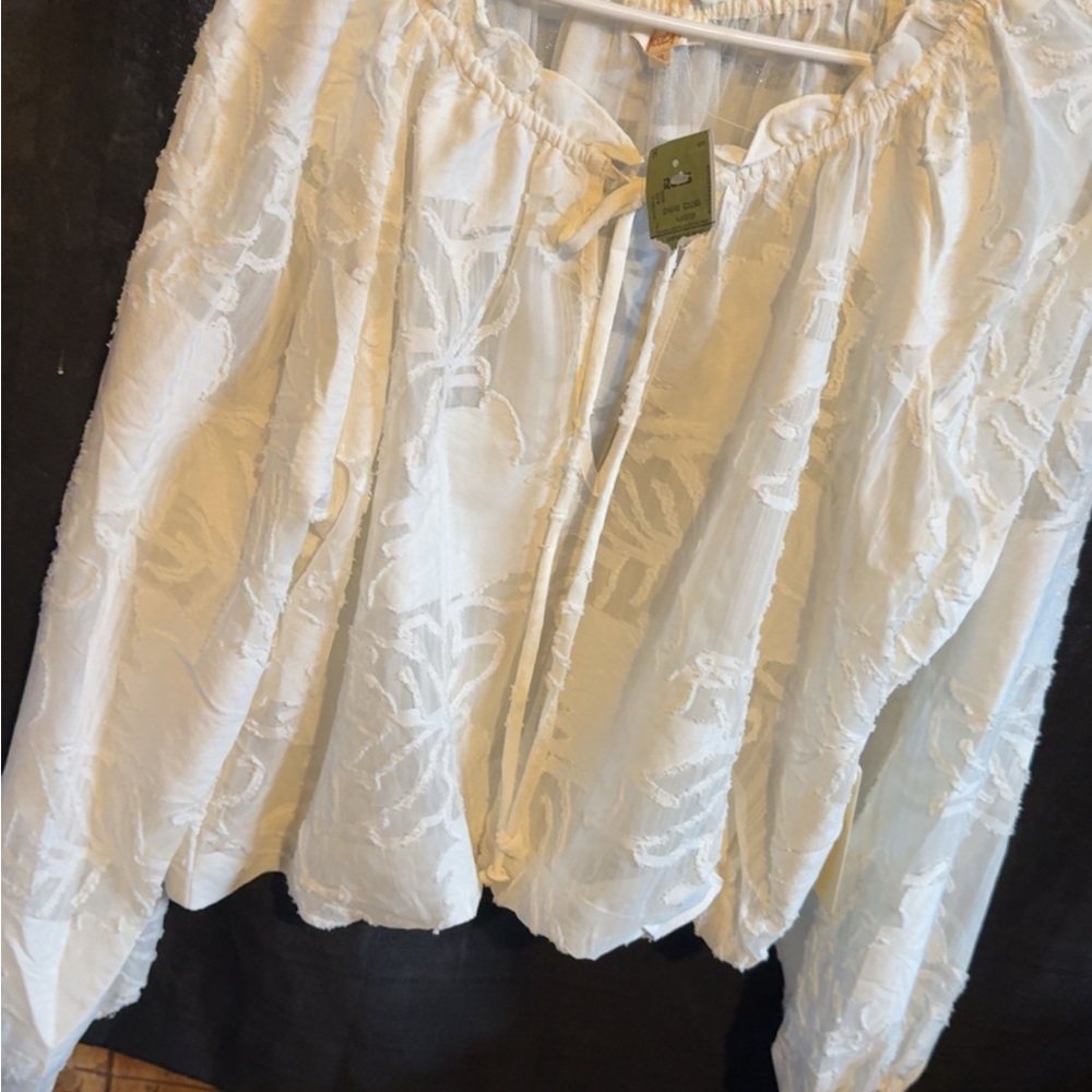 8 Other Reasons White Ruffled Tie Front Blouse
